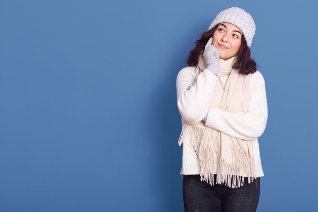 warm-clothes-for-energy-saving
